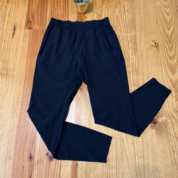 Lululemon In Mind Black Size SM Pant Active Running Lightweight Stretch - Picture 3 of 9